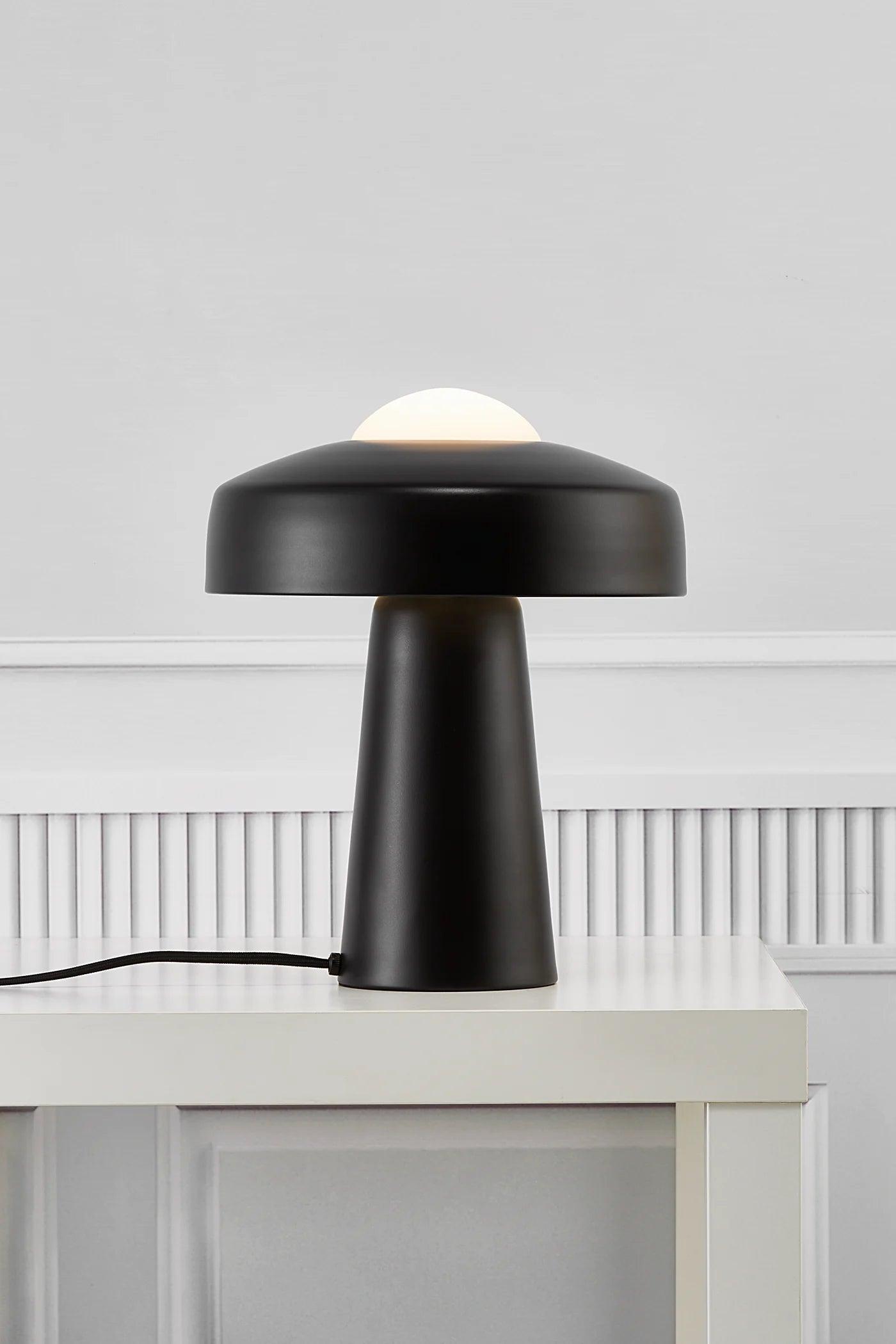 TIME table lamp black - Eye on Design