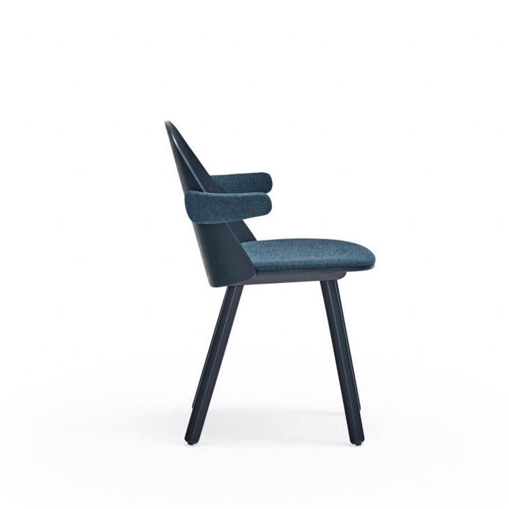 UMA armchair blue - Eye on Design