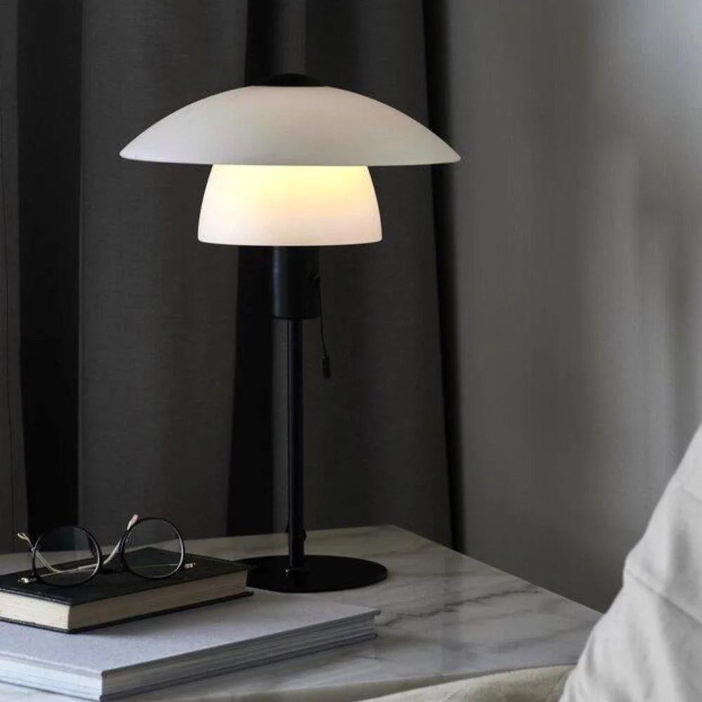 VERONA table lamp black - Eye on Design